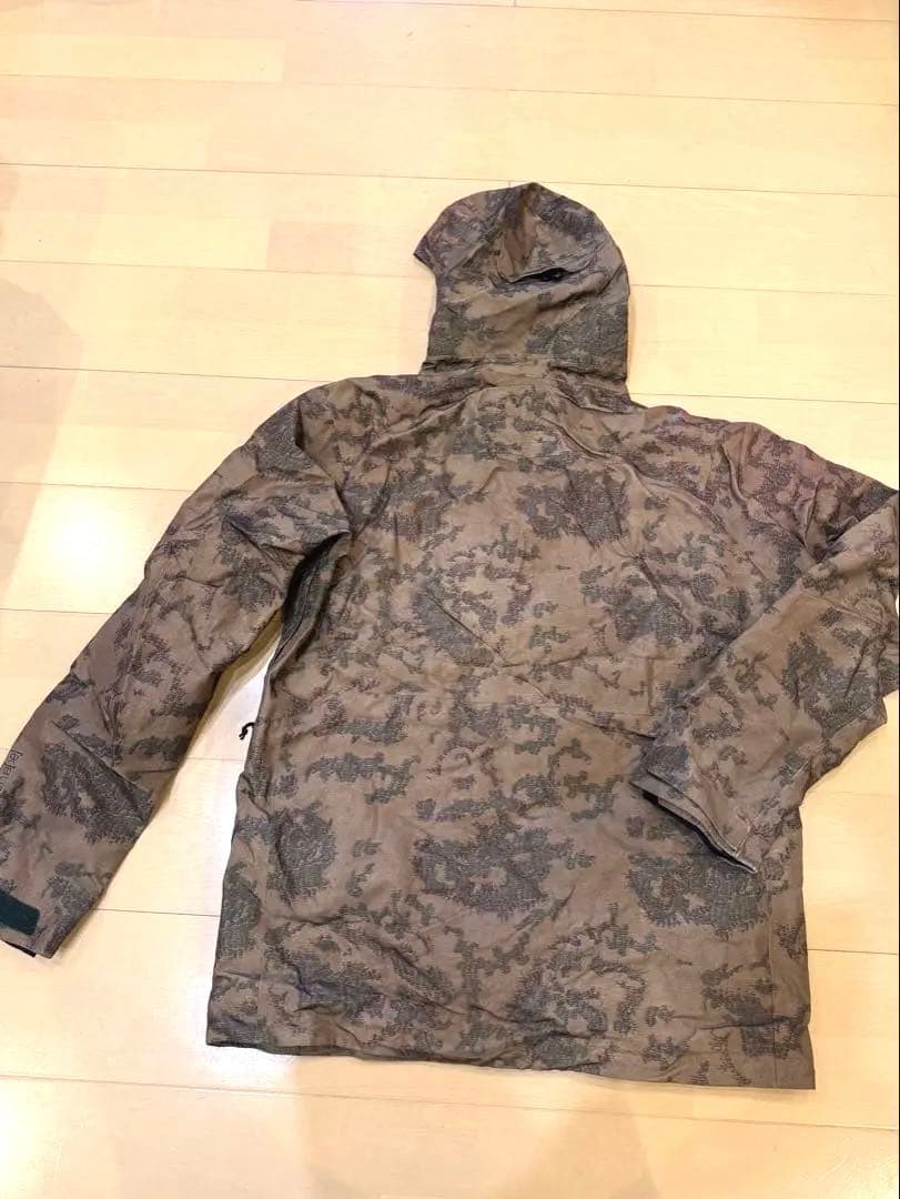 【BURTON ａk 】スノーボードウェア GORE-TEX