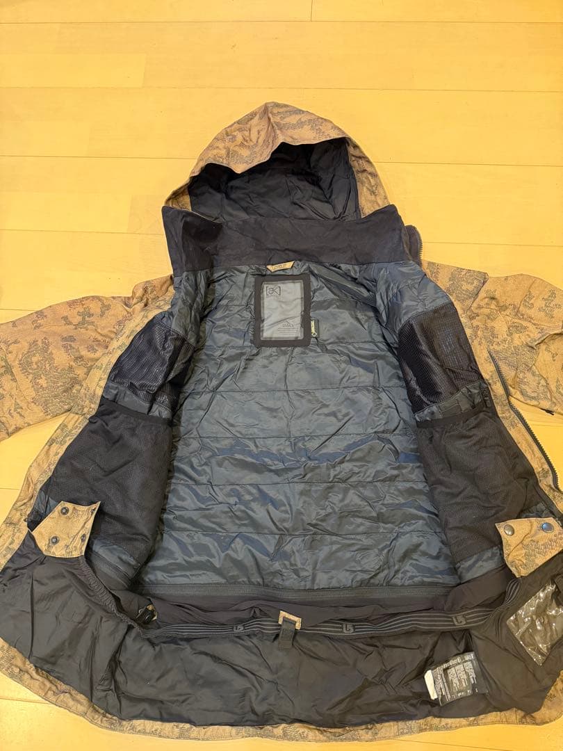 【BURTON ａk 】スノーボードウェア GORE-TEX