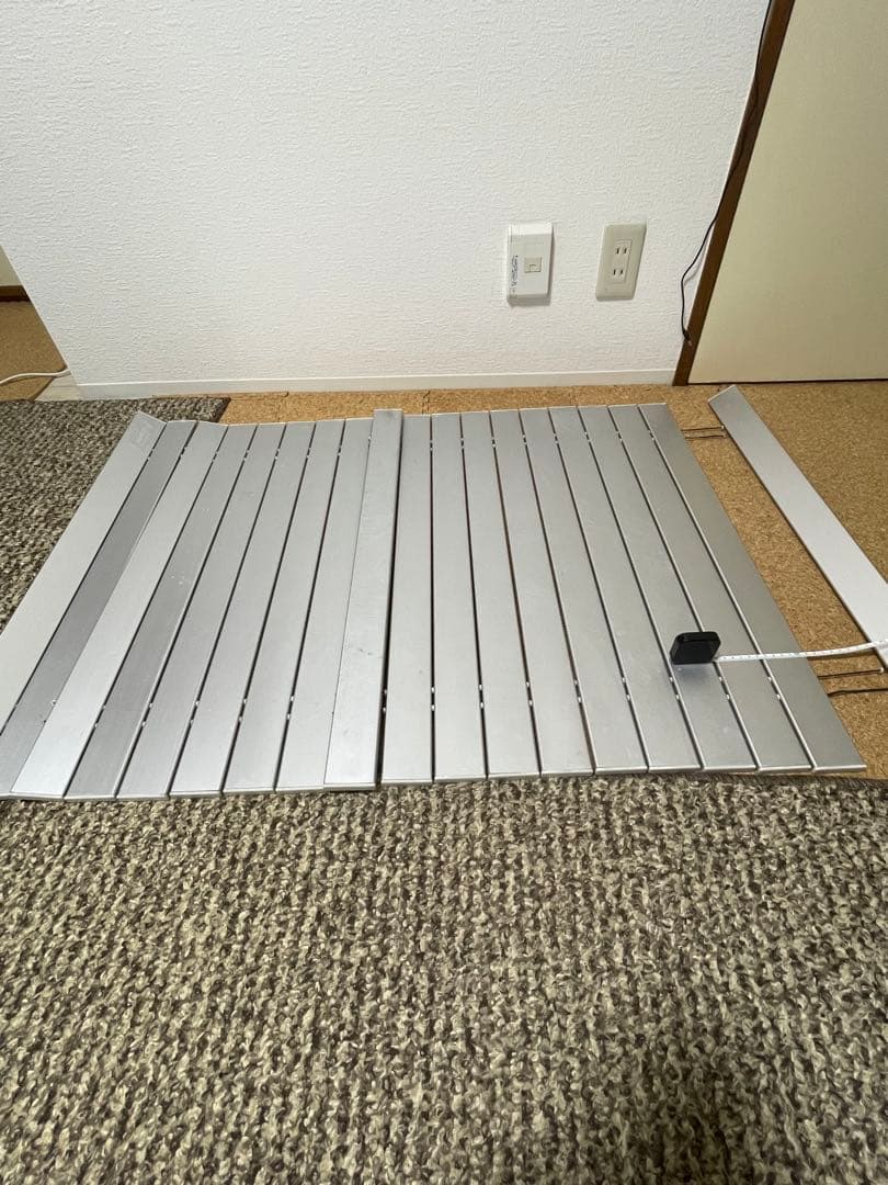 Coleman アルミ製折りたたみテーブル
