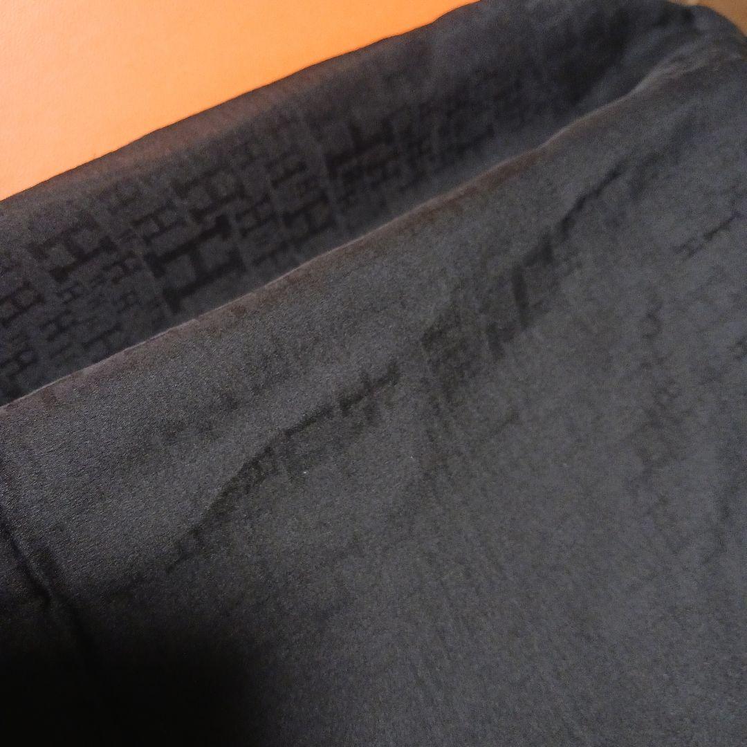 HERMÈS ロゴ　シルクストール