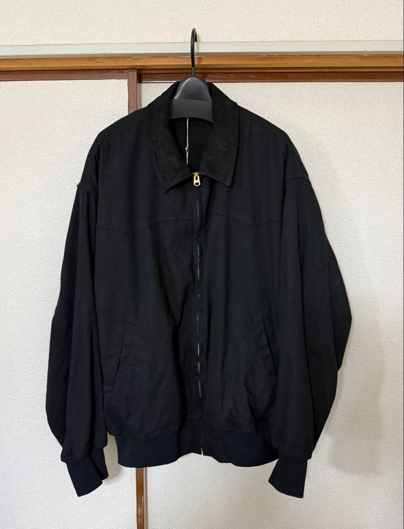comoli 26ss ブラックドリル ジップブルゾン 2