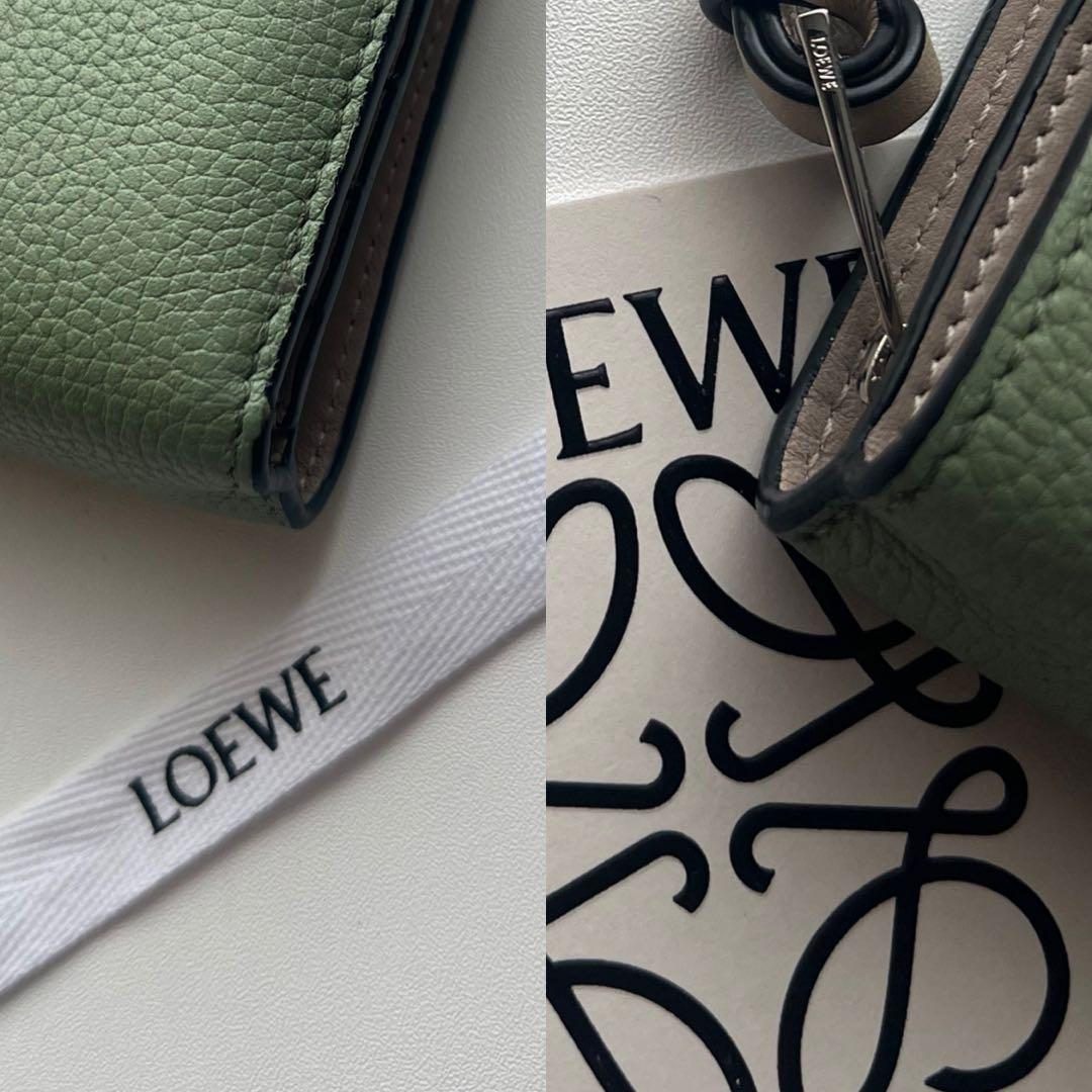 248 極上美品 LOEWE ロエベ 2つ折り財布