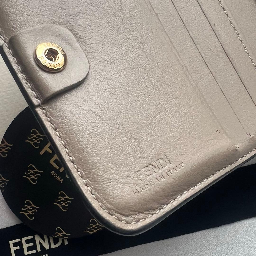 173 美品 FENDI フェンディ エフイズ 2つ折り財布