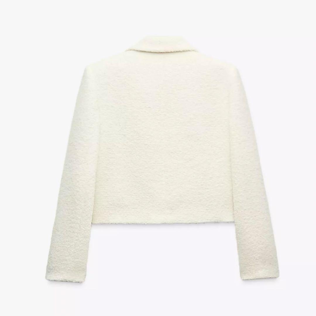 ZARA ブークレショートジャケット　ホワイトショートジャケット　XS