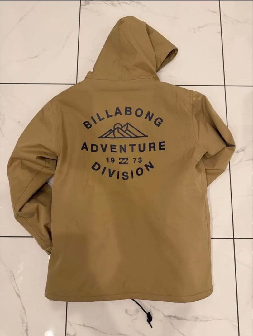 専用です　BILLABONG スノーボード　ウェアベージュ　パンツ黒　セット