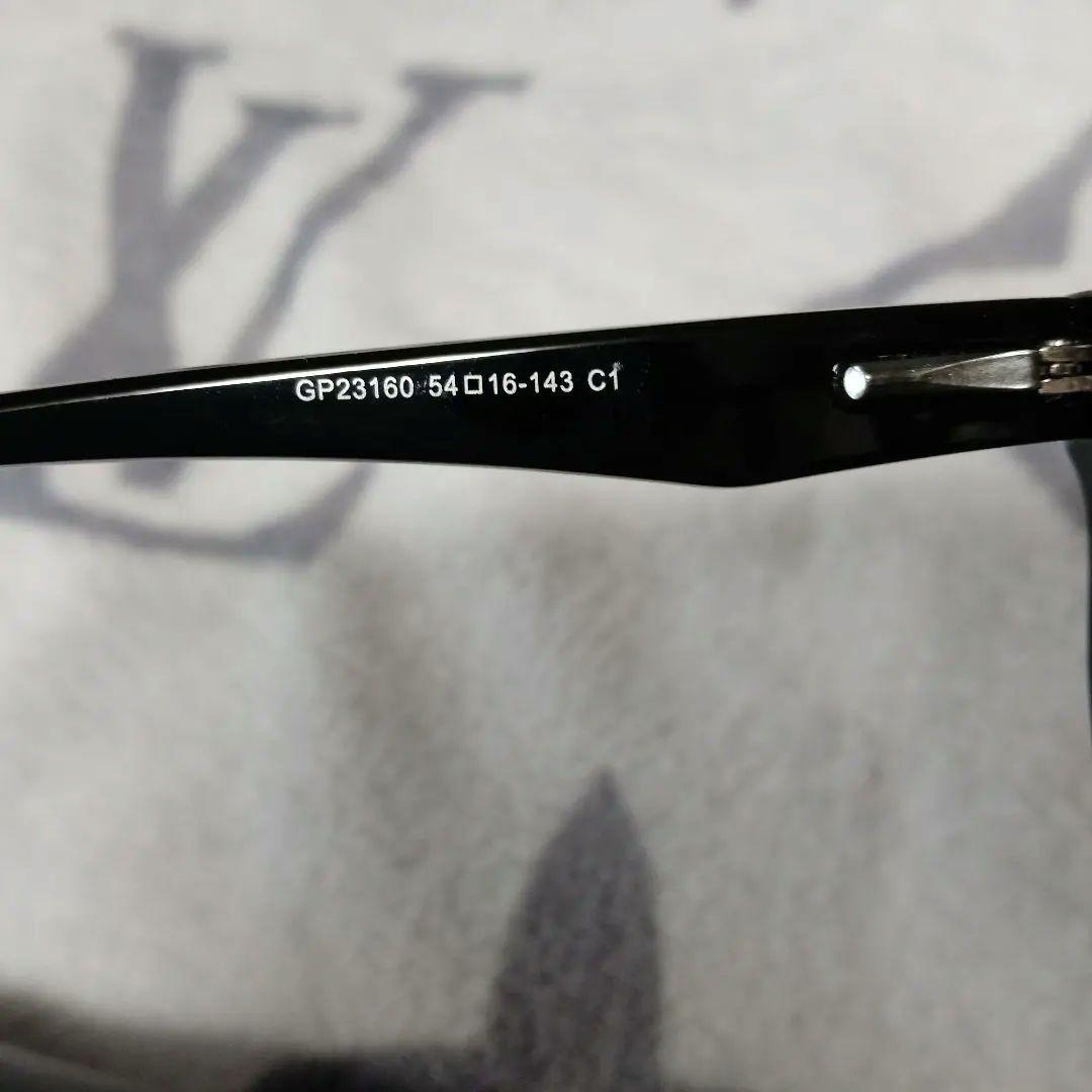 Dior GP23160 ブラックサングラス ケース付き