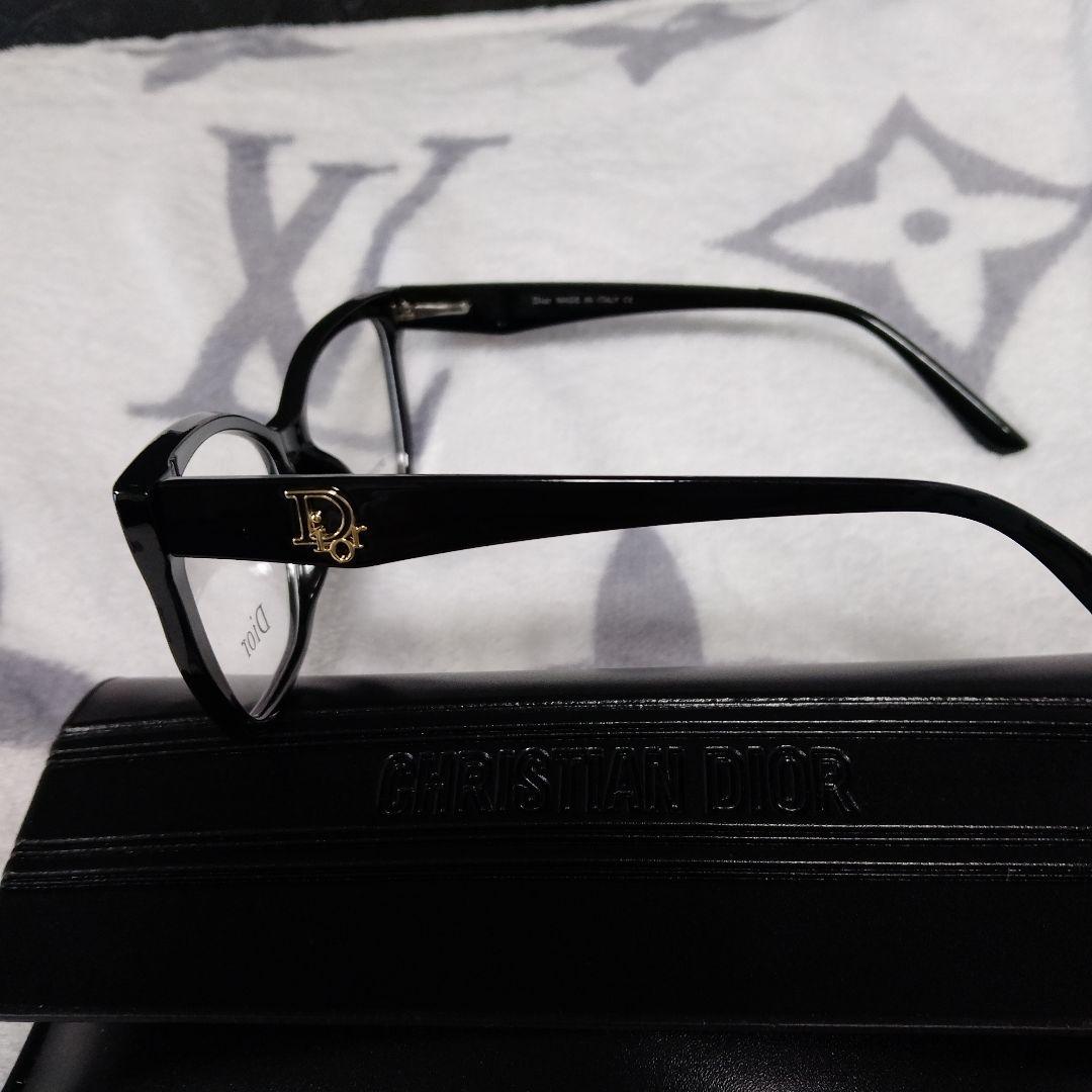 Dior GP23160 ブラックサングラス ケース付き