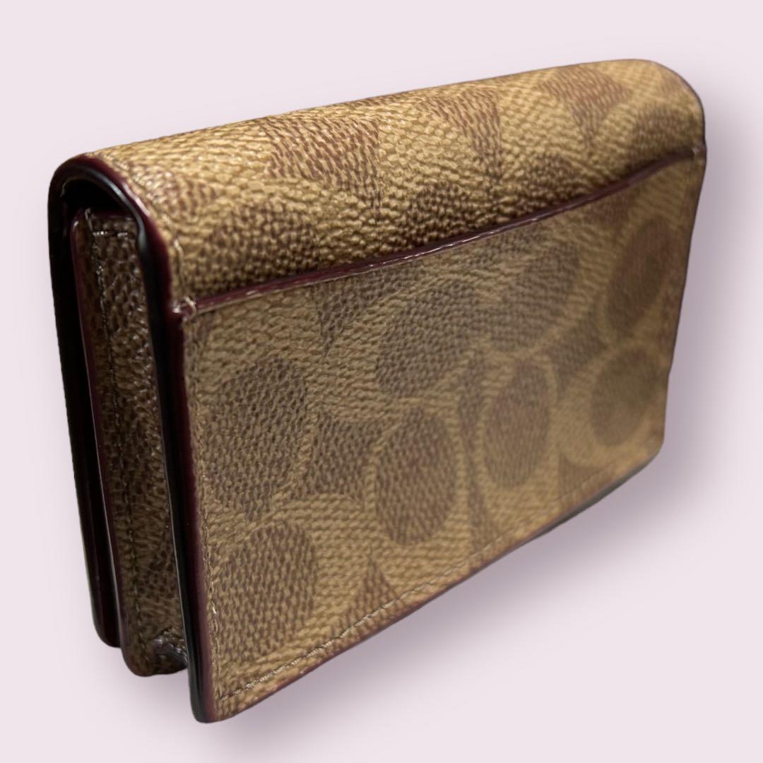 ☆ COACH ☆ ビジネスカード ☆ 名刺入れ ☆ マチ付き　オシャレ小物☆
