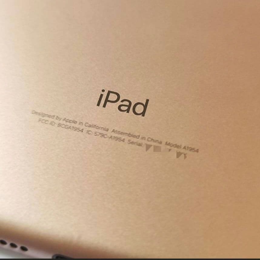 【iPad】第6世代 9.7インチ128GB　Wi-Fi＋セルラーA1954