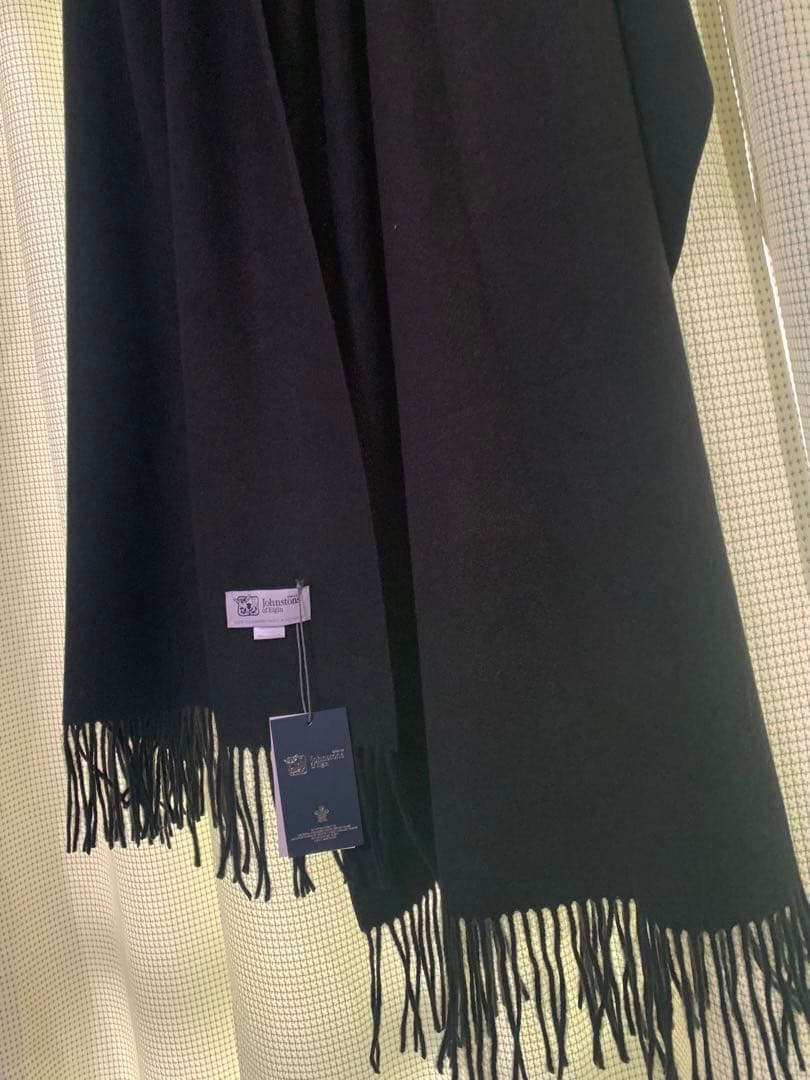 ユ*ロ様 ジョンストンズ黒マフラー大判カシミア100%ストール新品
