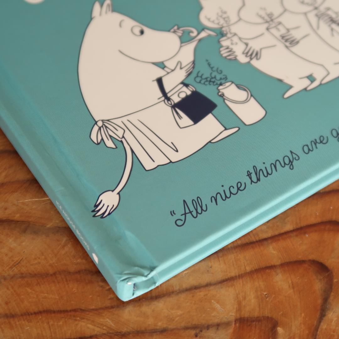 セール！　洋書　Moomin Comfort Food（ムーミン、レシピ本）