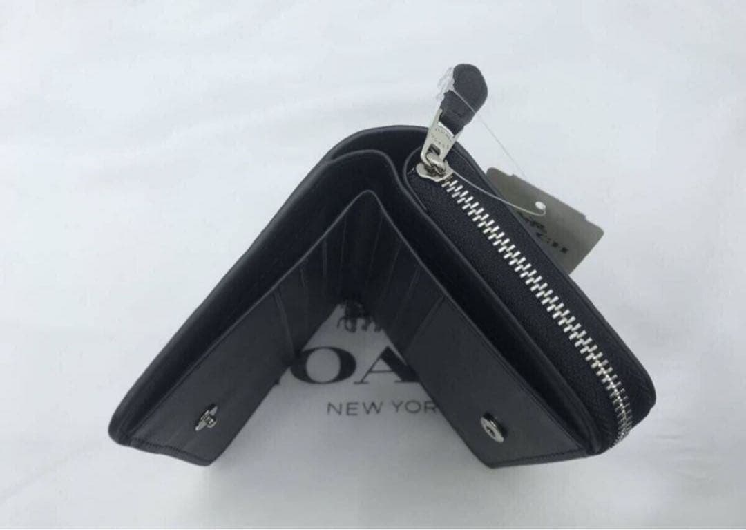 新品未使用　COACH コーチ　星柄 ブラック 二つ折り財布　財布