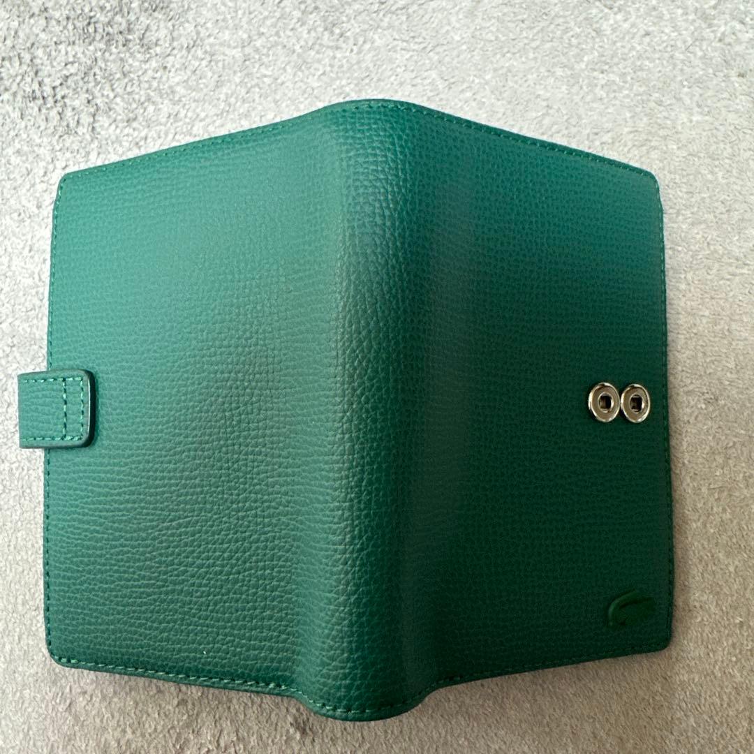 LACOSTE グリーン 二つ折り財布