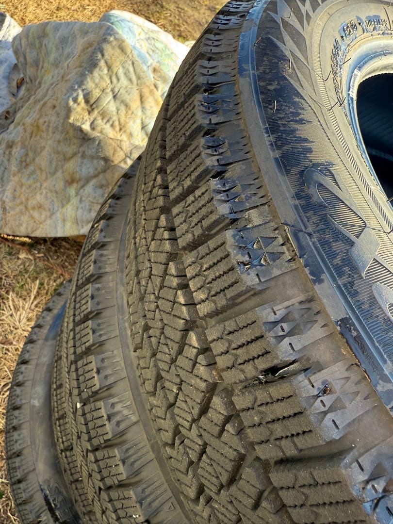 BRIDGESTONE ブリヂストン スタッドレス 22年製 14インチ
