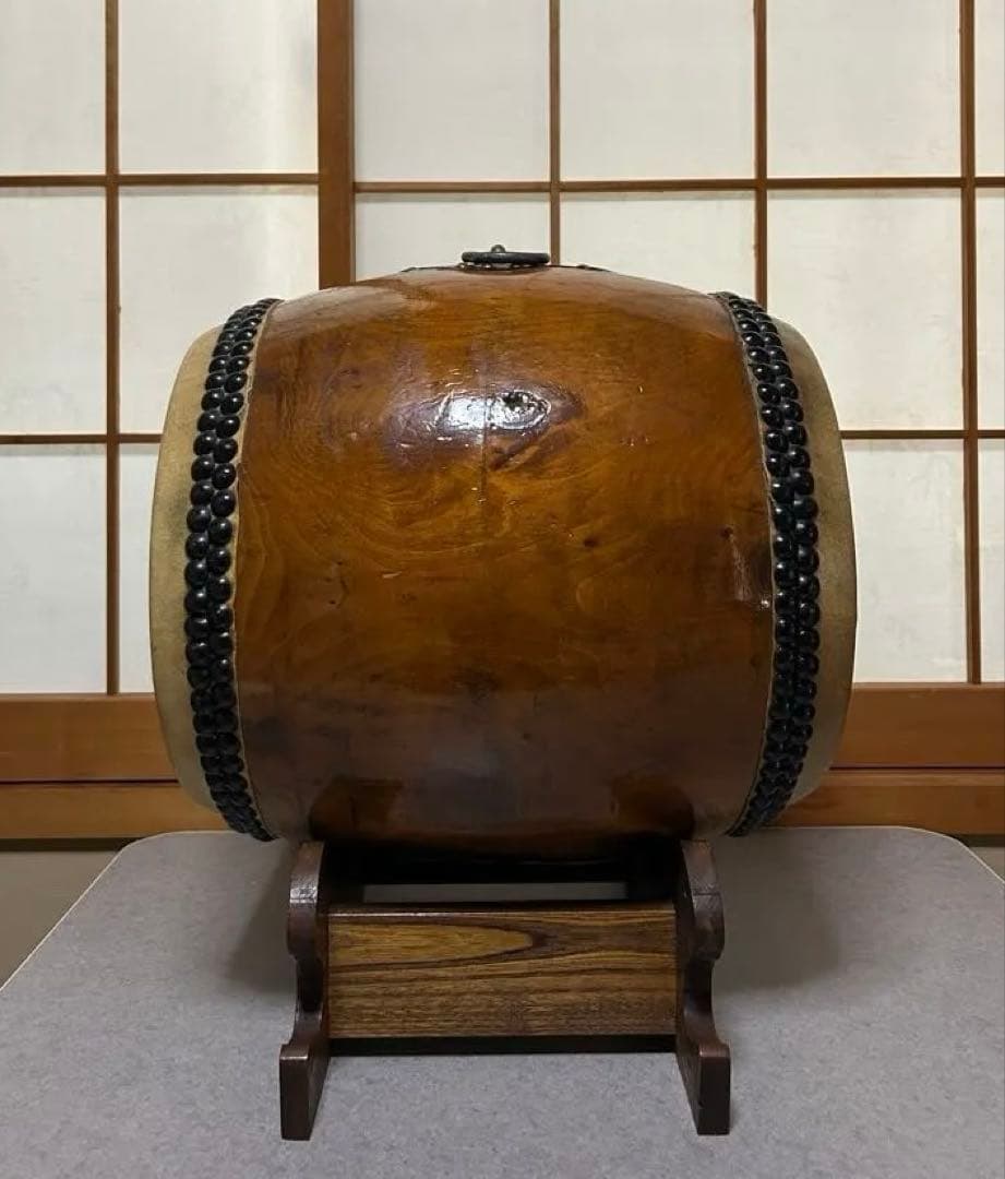 【値下げ✨和太鼓】長胴太鼓1尺1寸　天然木くり抜き胴（台座付き）