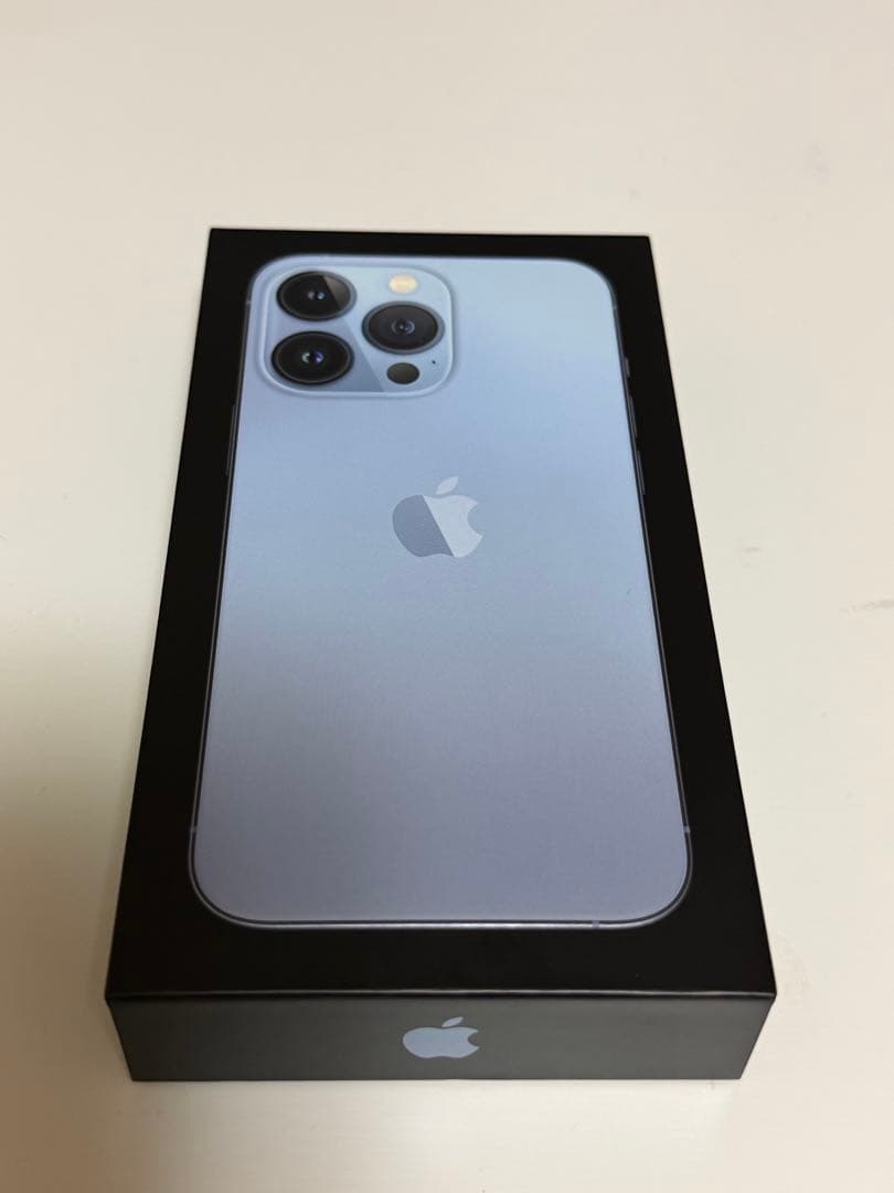 美品　Apple iPhone 13 Pro 256GB