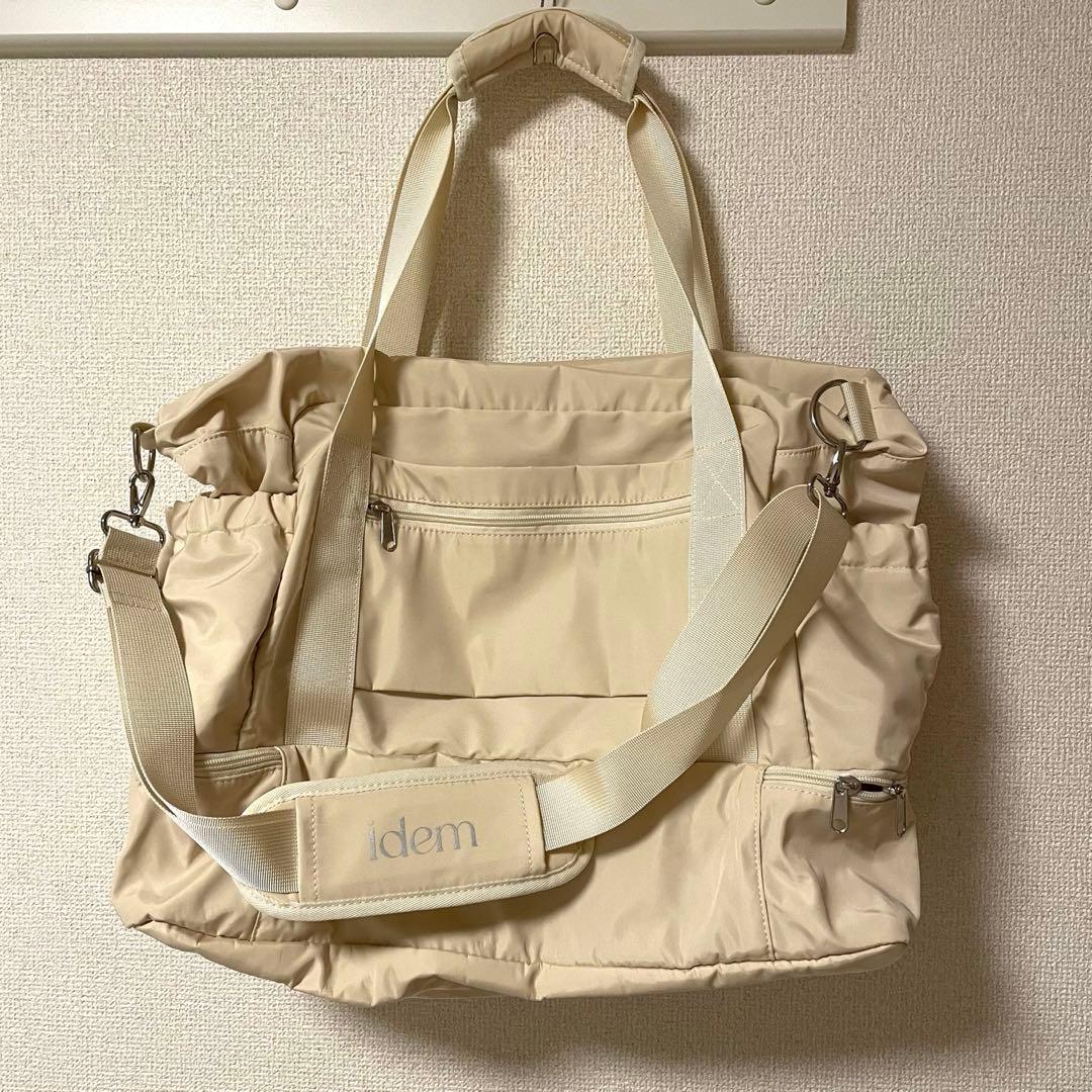 idem travel multifunctional bag ベージュ