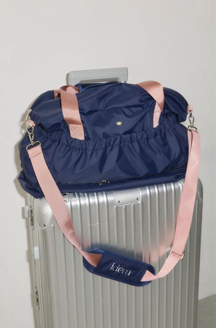 idem travel multifunctional bag ベージュ