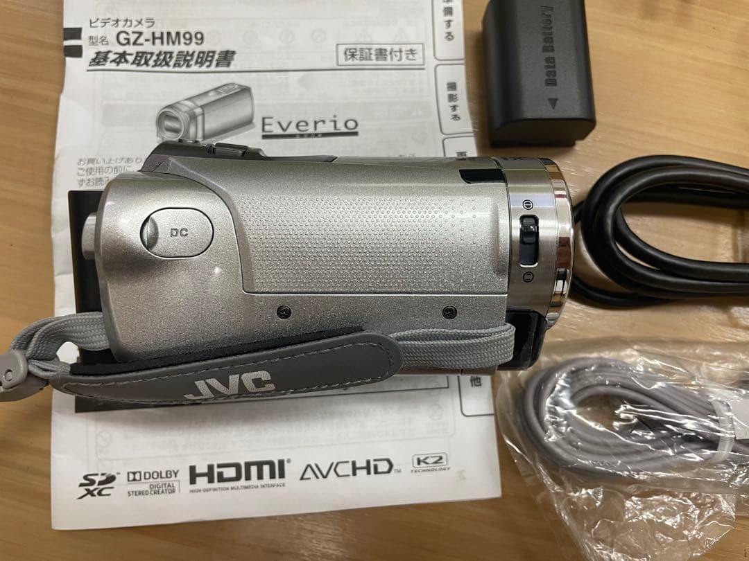動作確認済み　JVC Victor Everio GZ-HM99 ビデオカメラ
