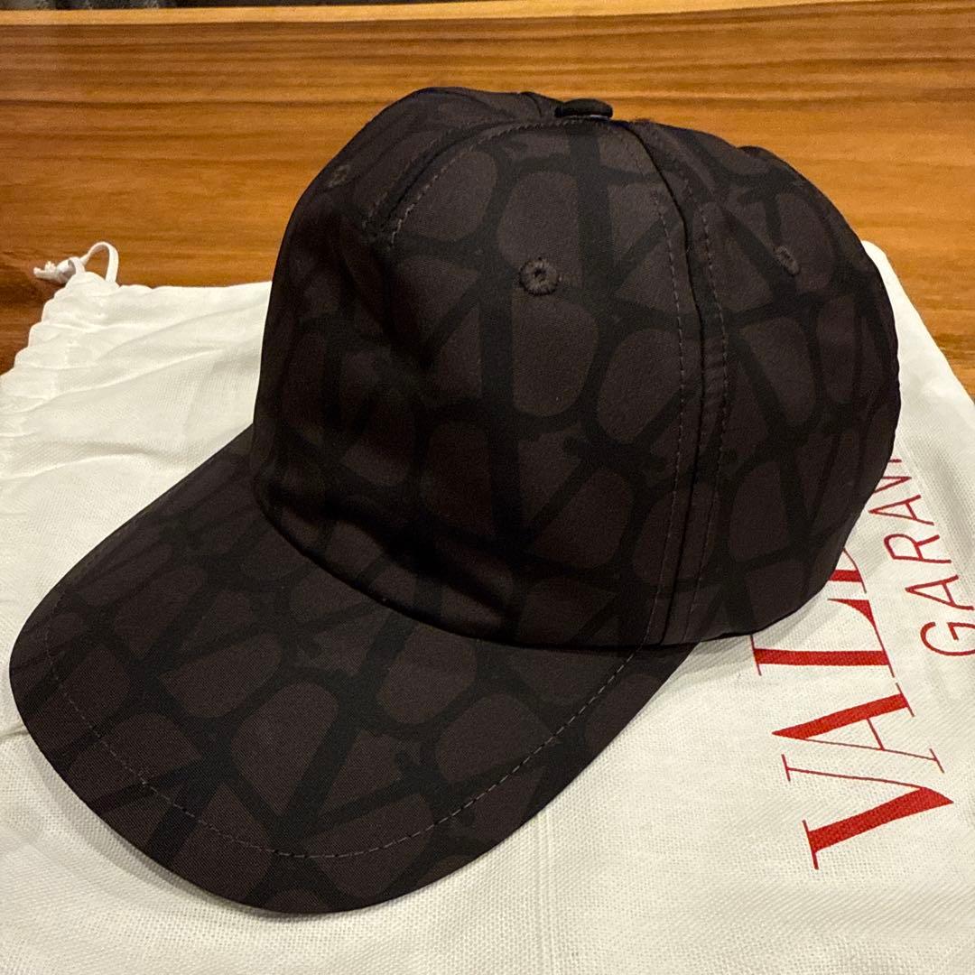 ヴァレンティノ　ベースボールキャップ　VALENTINO
