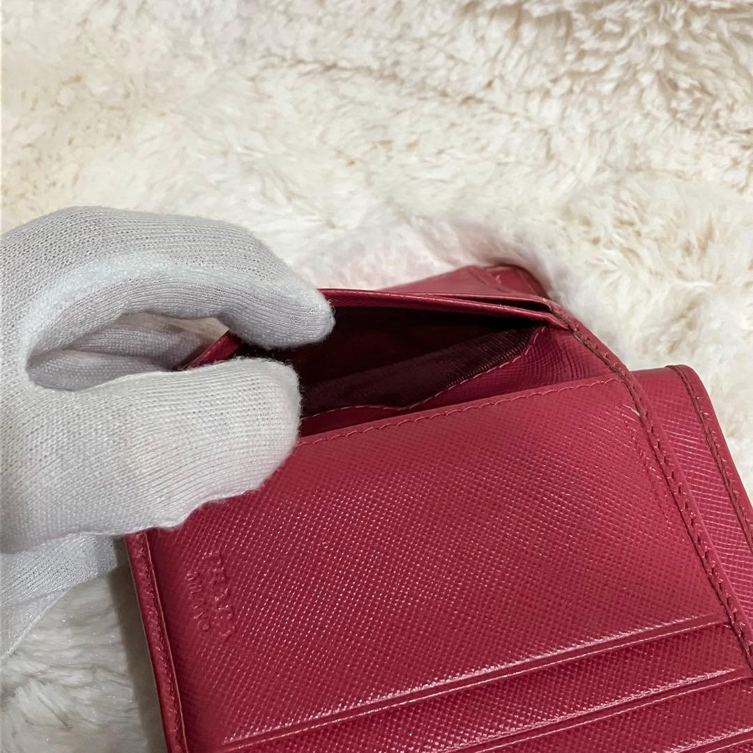 PRADA プラダ 三つ折り 財布 サフィアーノ レザー 赤 レッド
