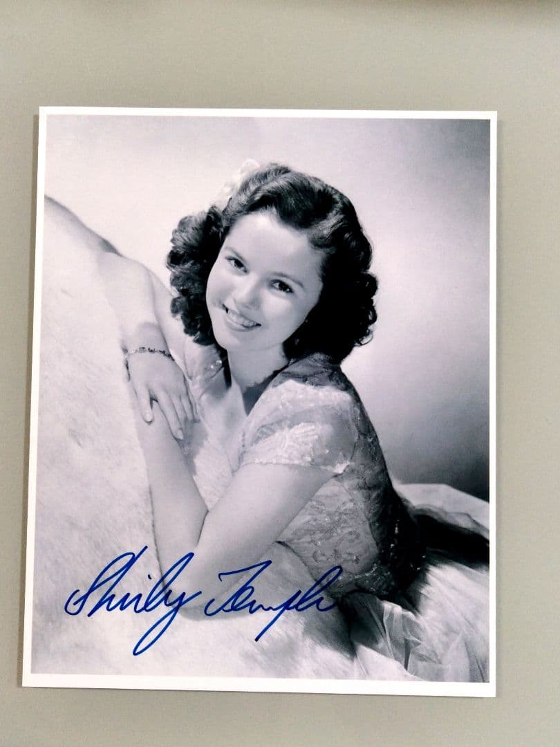 シャーリー・テンプル直筆サイン入り超 大型写真…Shirley 〜