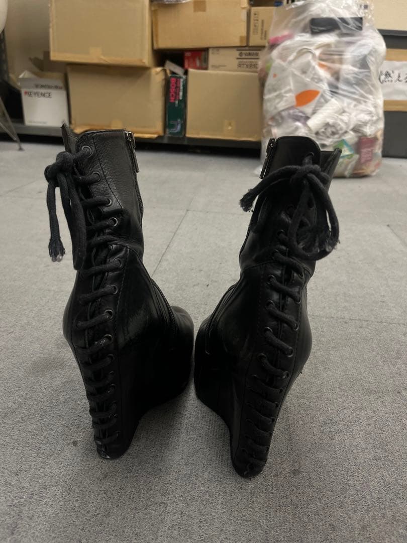 アンドゥムルメステール Ann Demeulemeester レースアップブーツ