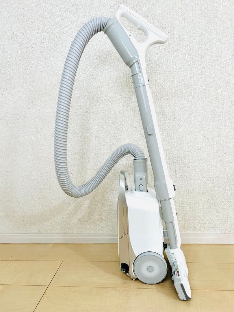 シャープ 2022年製 紙パック式クリーナー 掃除機 EC-MP310