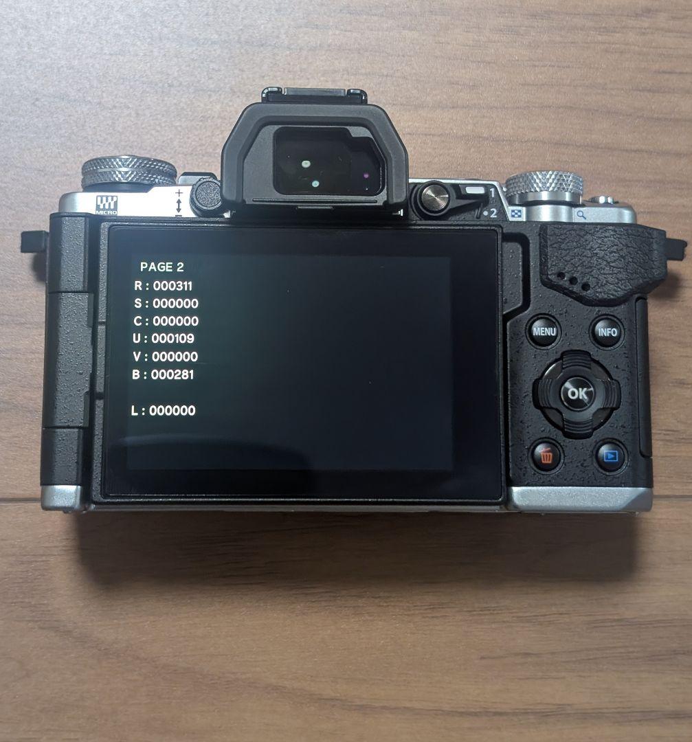 OLYMPUS OM-D E-M5 MarkIIフルセット シャッター回数311