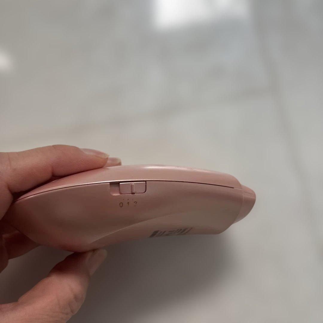 newaリフト美顔器 RF充電器付き