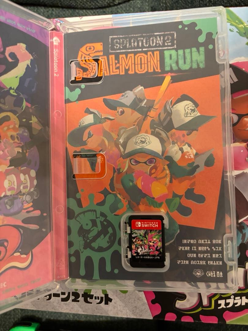 ニンテンドースイッチ　スプラトゥーン2セット　microSDカード付き