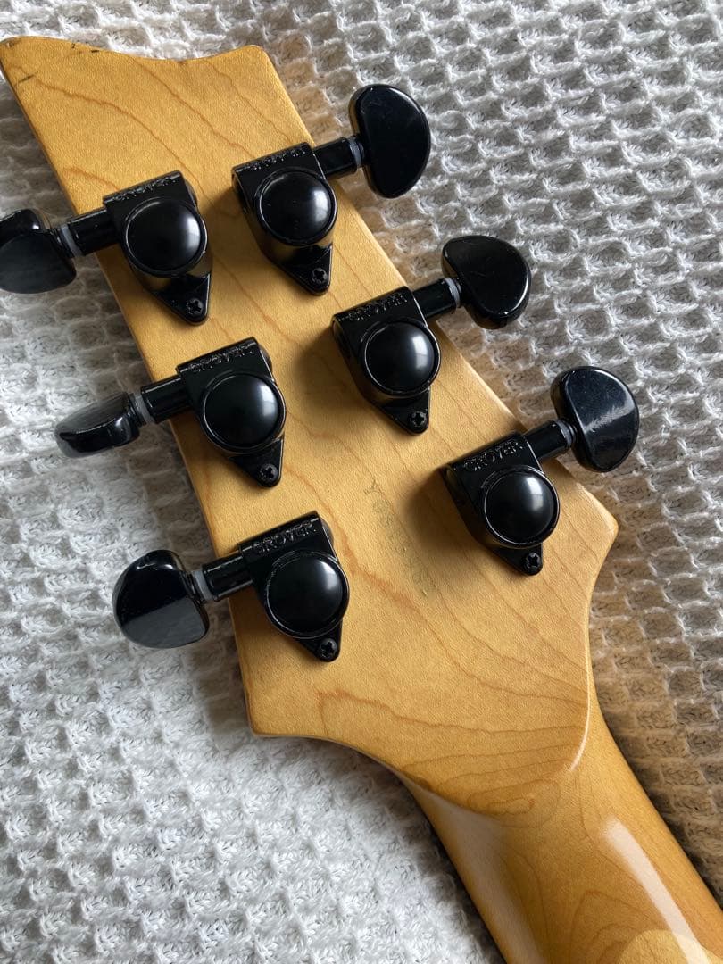 ギター SCHECTER DAMIEN-6 EMG-HG