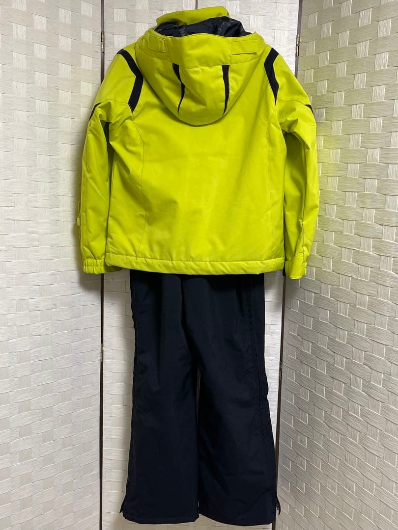 オンヨネ　BANNNE スキーウェア上下セット 130cm 黄色　イエロー