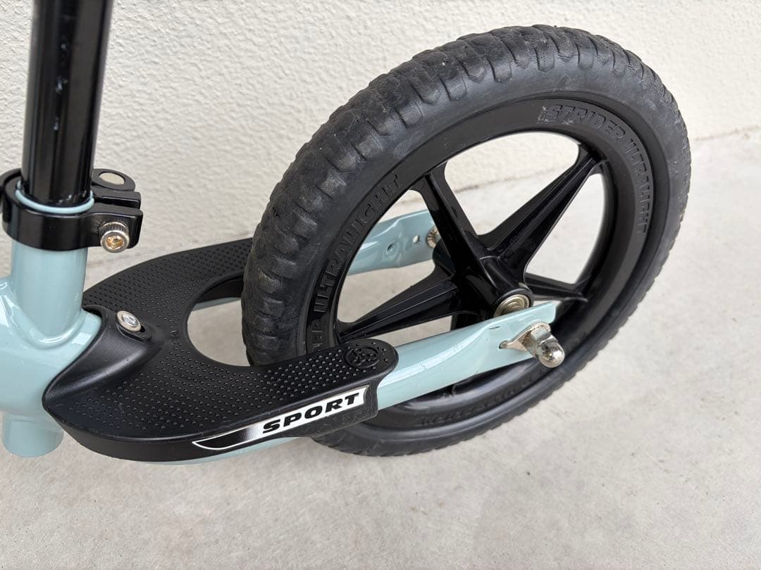 STRIDER アイスブルー　SPORTモデル 12インチ