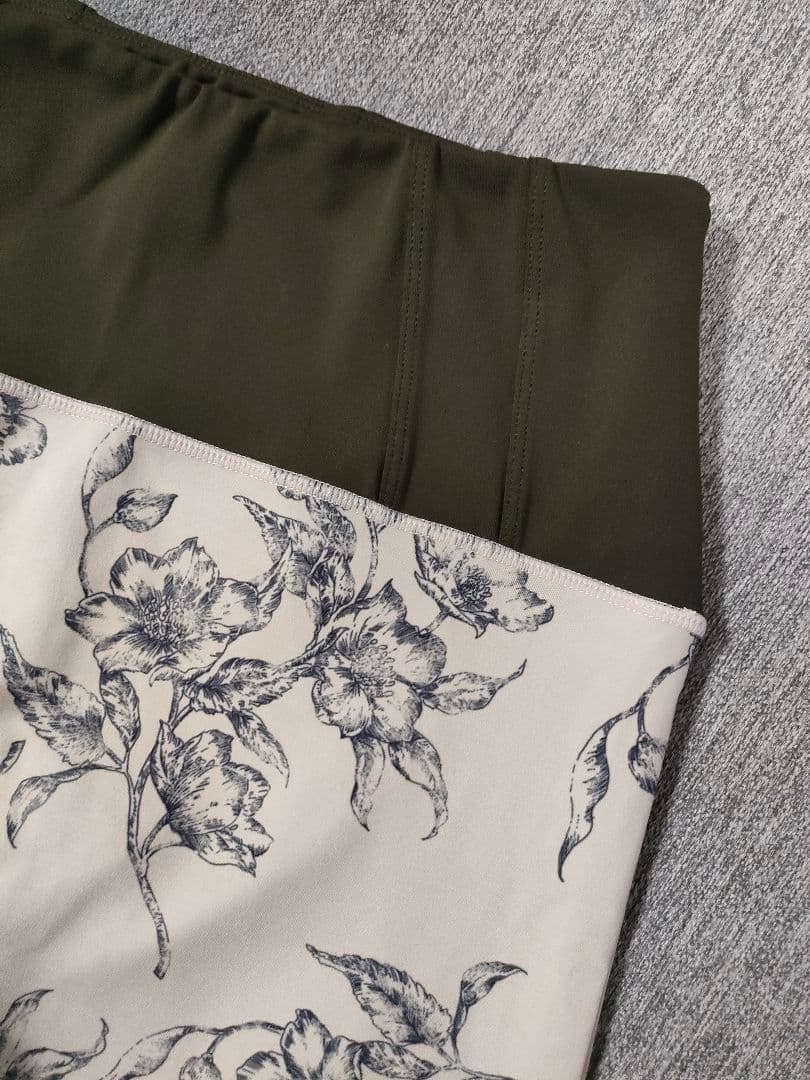 花⭐️超格安セール❣️❀⑦【美品】SUKALAレギンスMベージュセット