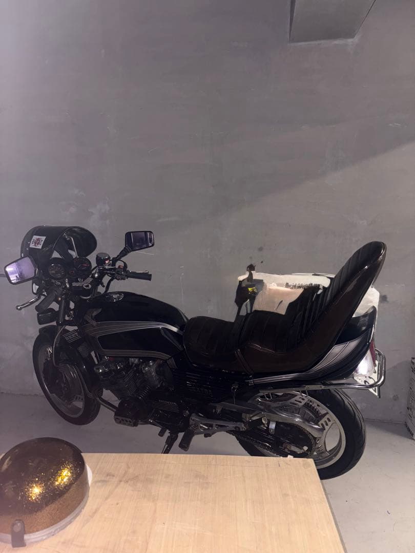 cbx400f３段シート