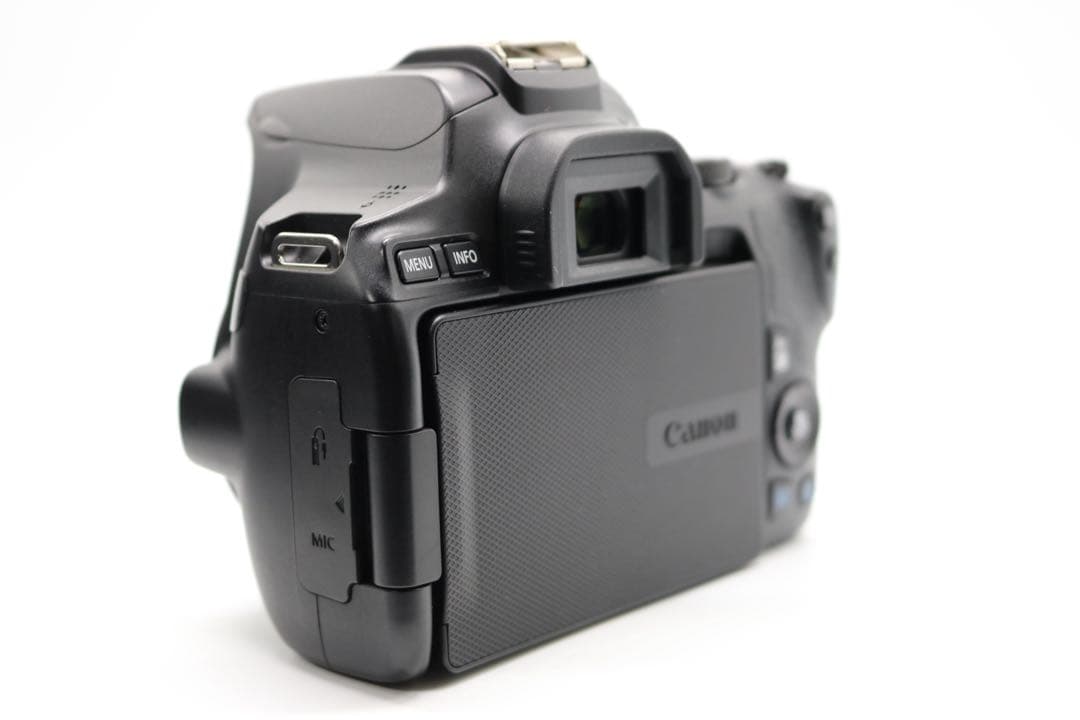 美品 【Canon EOS Kiss X10 トリプルレンズセット】 安心保証◎