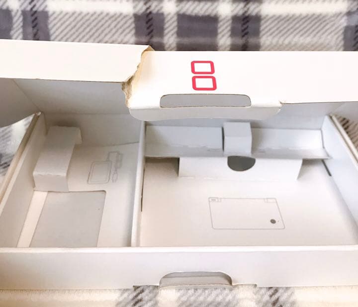 任天堂 DS i レッド(赤)