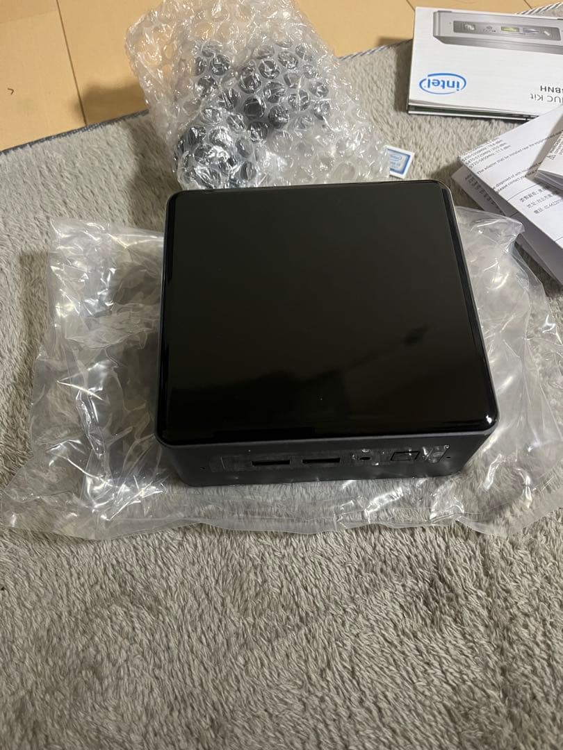 値下げしました。美品 Intel NUCi3BNH