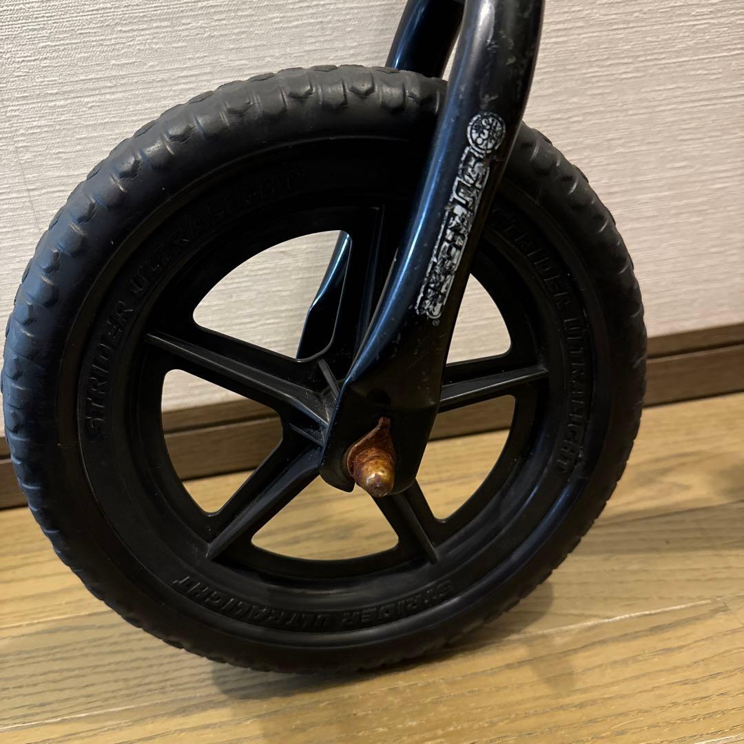 正規品　STRIDER ストライダー スポーツモデル 赤 レッド　バランスバイク