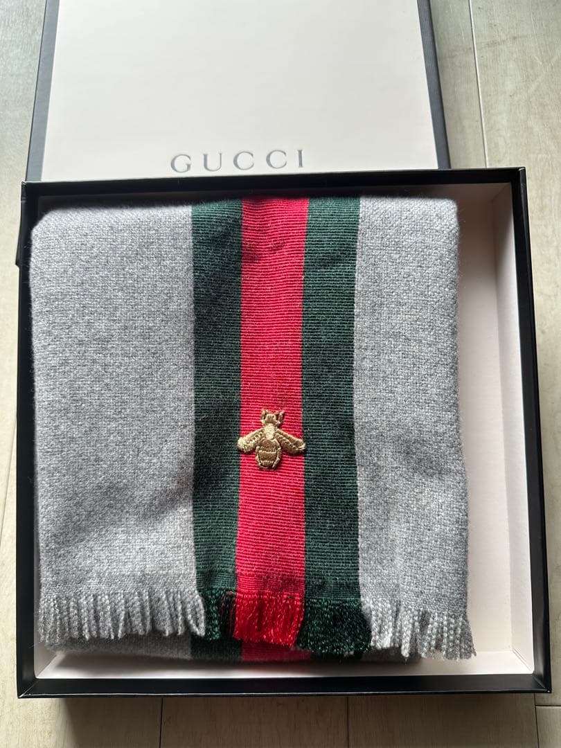 GUCCI ストール シェリーライン　蜂モチーフ　箱付き