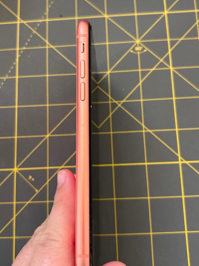 Apple iPhone XR オレンジ 画面ひびあり　ジャンク品