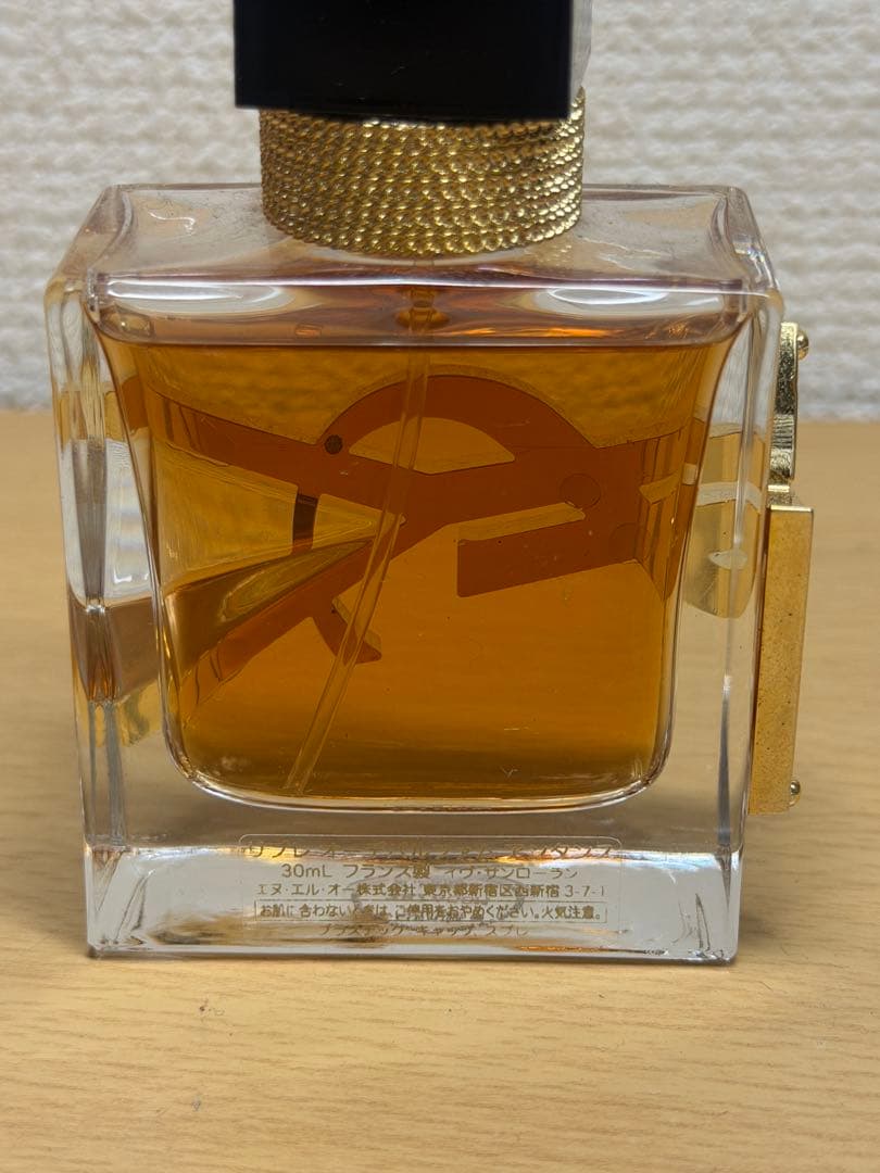 Yves Saint Laurent リブレ オーデパルファム アンタンス 30