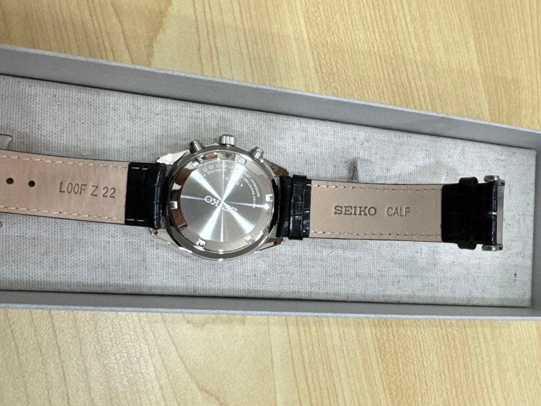 SEIKO クロノグラフ 10BAR シルバー/ブラック　クォーツ