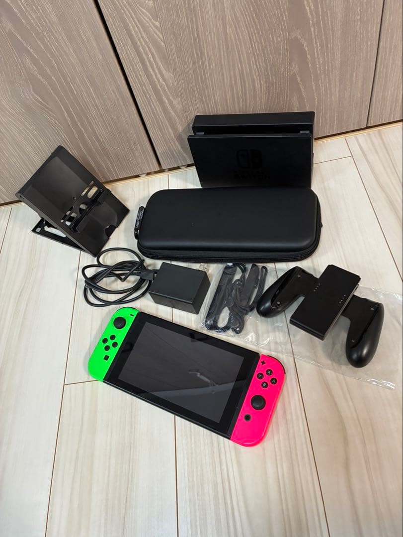 Nintendo Switch ネオンピンク・グリーン 本体