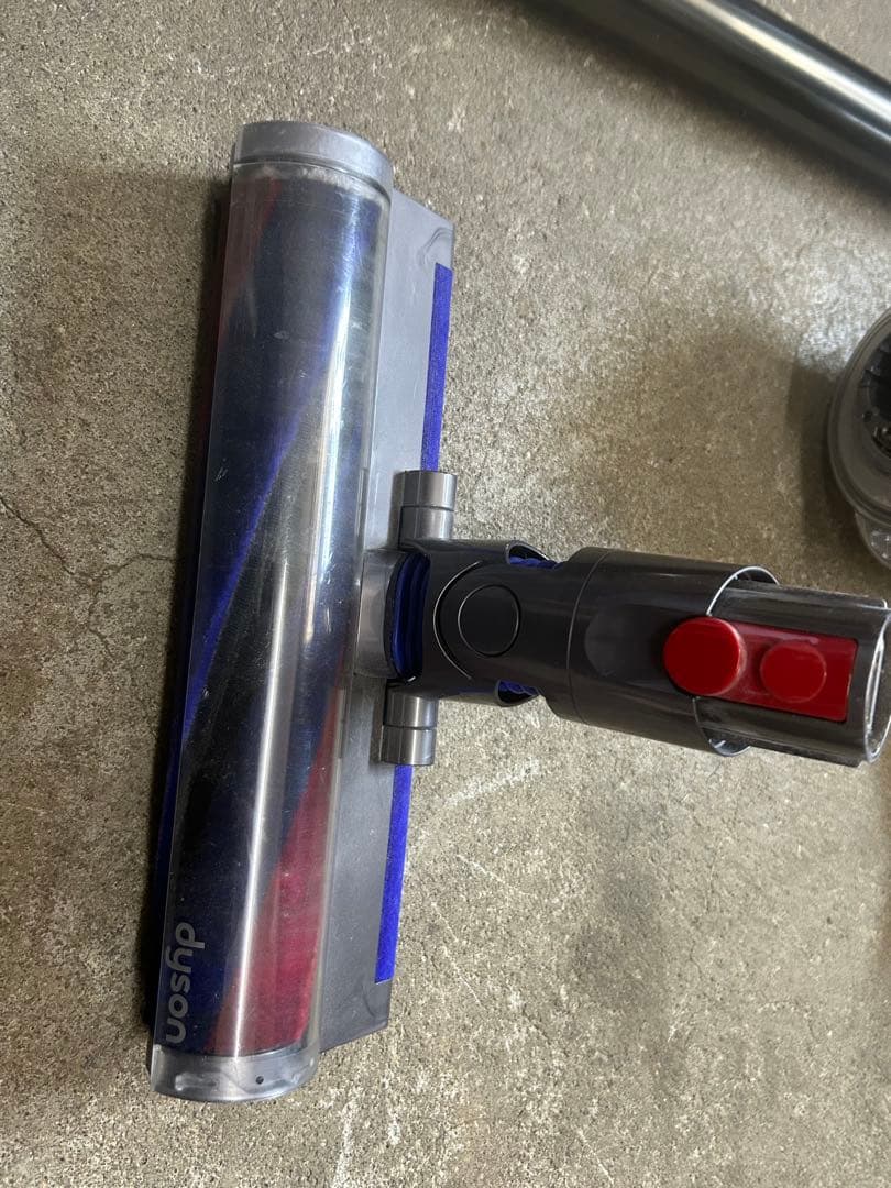 Dyson Digital Slim Fluffy SV18 中古現状保管品