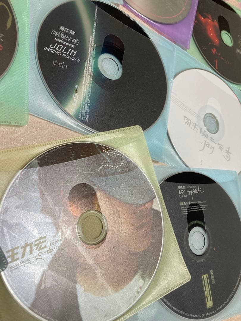 台湾ポップ 音楽アルバムCD まとめ売り ケース無し アジア 中華 K-POP