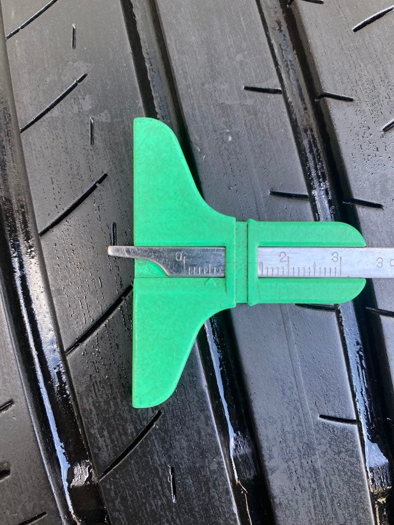 ①メバル246！ヨコハマ 215/45R18 ブルーアースGT 20年製