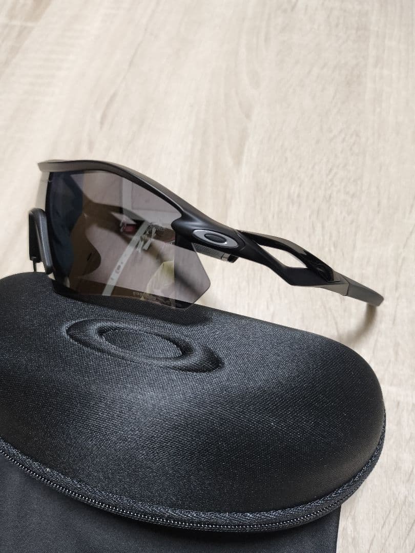 Oakley Radar Plate 偏光レンズ Matte Black