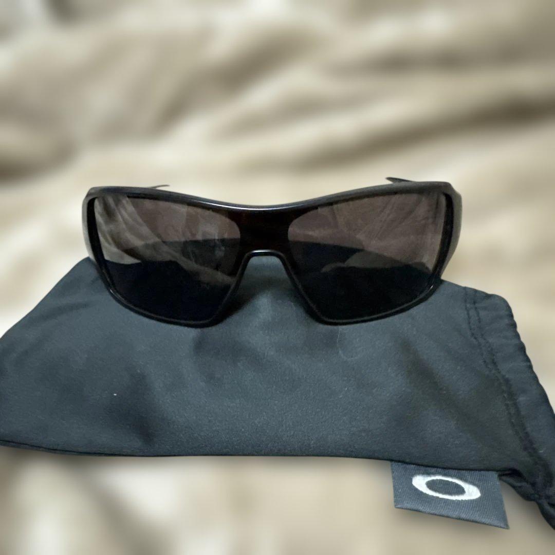 Oakley 偏光レンズスポーツサングラス ブラック ケース付き
